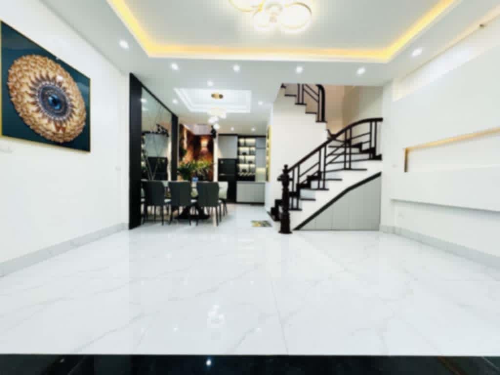BÁN GẤP NHÀ NGỌC HÀ PHỐ VIP BA ĐÌNH THANG MÁY 60M X 6 TẦNG MT 4,6M 15 TỶ 
